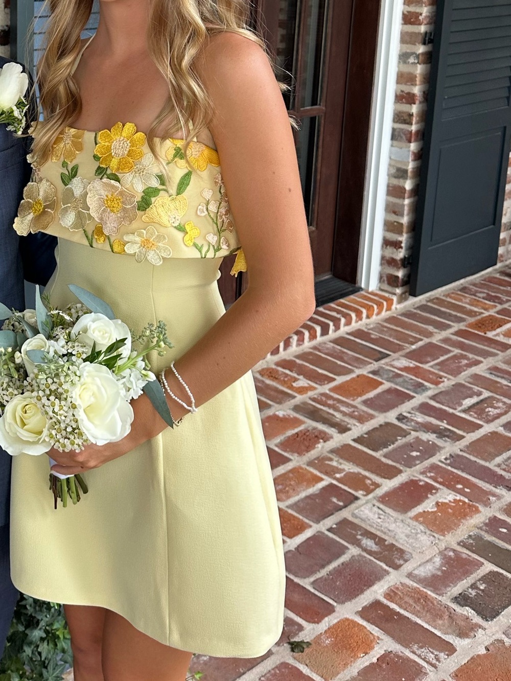 Yellow Floral Appliquรฉ Mini Dress - Elegant Strapless A-Line